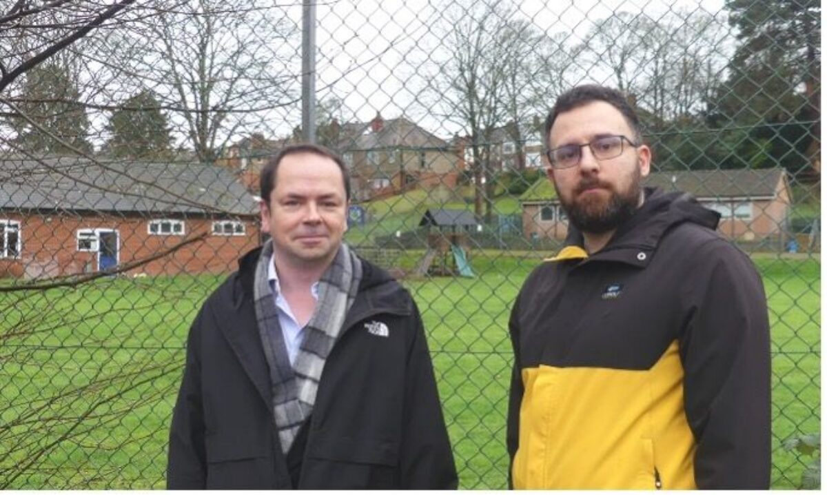 (L) Cllr Matt Yeo, Lead Councillor for Housing; (R) Cllr Jacopo Lanzoni, 2026 Caversham Labour Candidate 